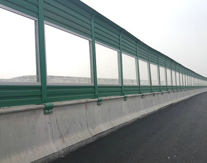 云南城市道路聲屏障項目